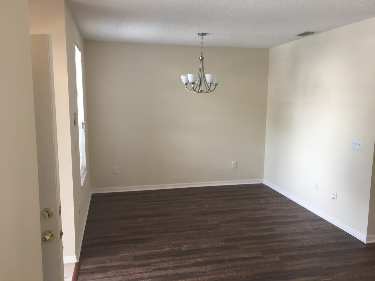 30146 Barnaby Ln - Photo 3 of 13