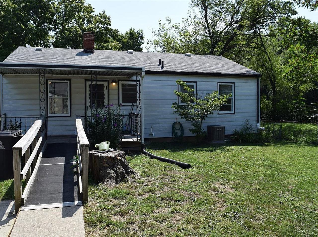 411 Williams Street - Photo 2 of 12