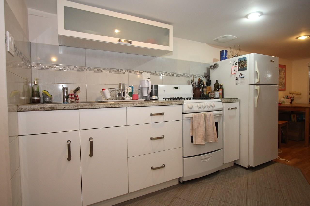 182 Lappin Avenue - Photo 2 of 9