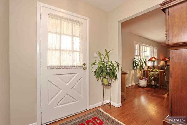 494 Island Way - Photo 3 of 25