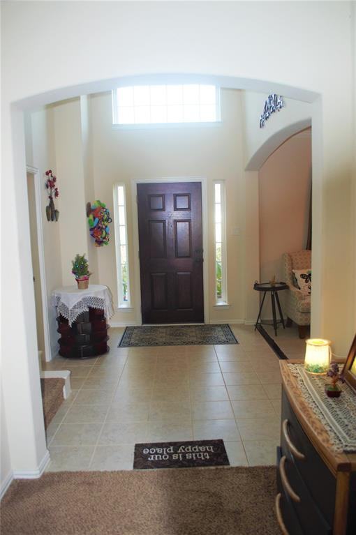 65 Hallmark Drive - Photo 3 of 31