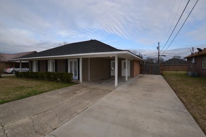 20934 Eli Drive - Photo 3 of 28