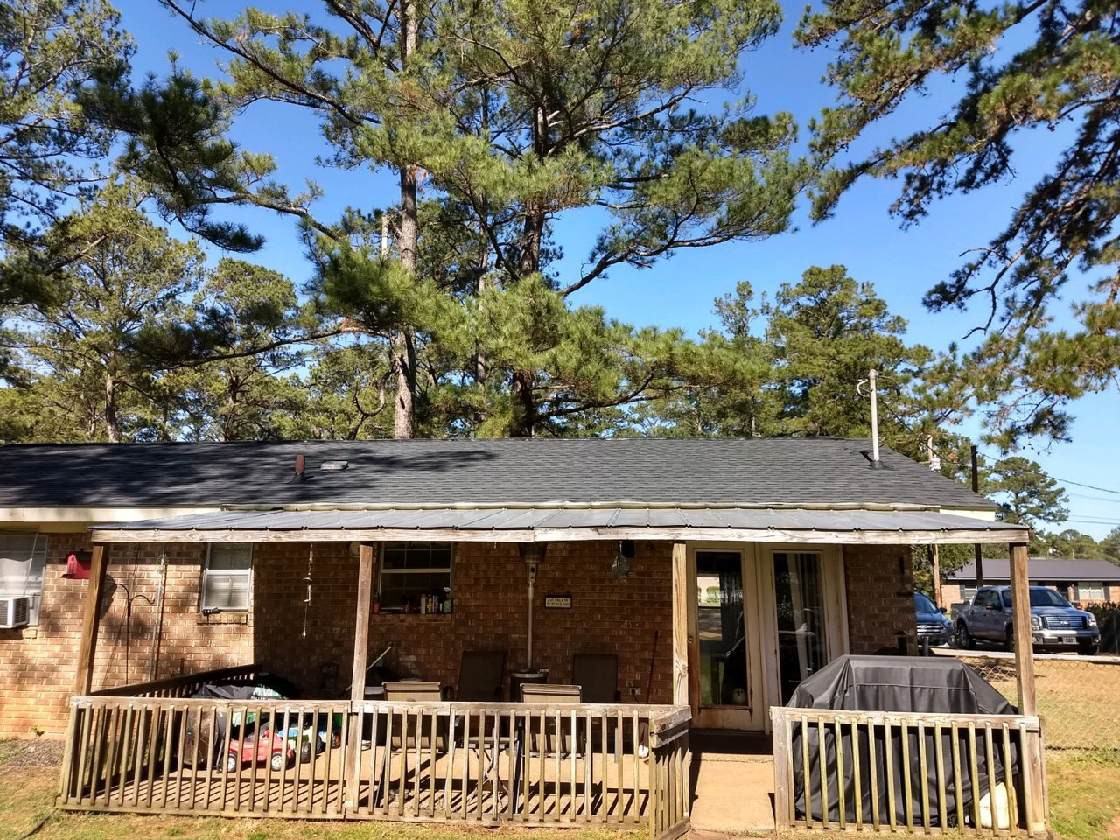 124 Sylvan Rd - Photo 2 of 15