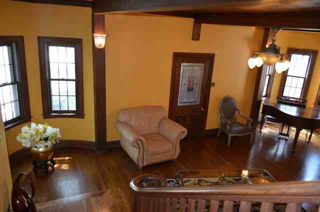 2239 Hutchison - Photo 2 of 27