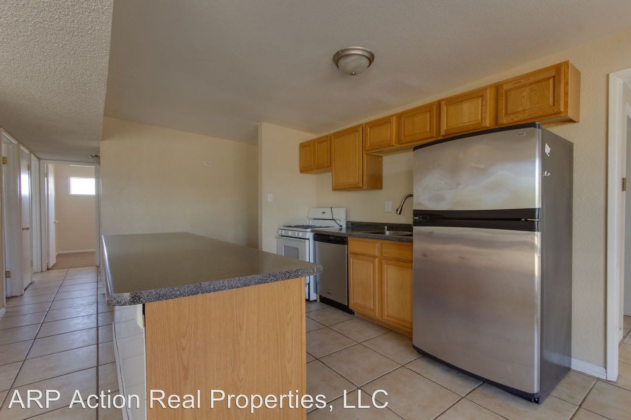 5105 Jerry Dr - Photo 3 of 14