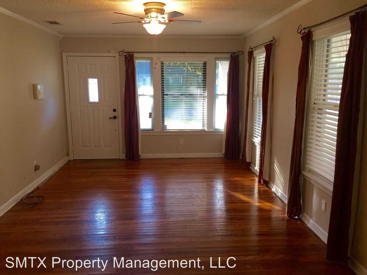 303 Smith Ln - Photo 2 of 9