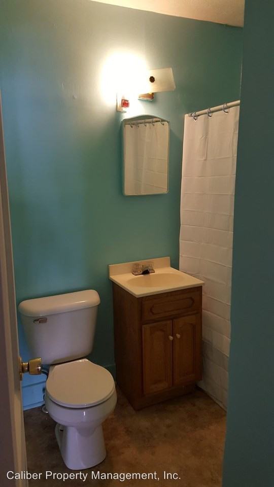 3303-3305 Iowa Ave - Photo 3 of 5