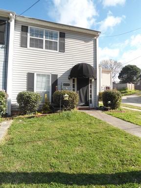 1710 14th Ave S - Photo 2 of 13