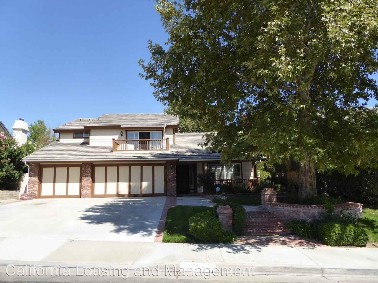 27042 Littlefield Drive - Photo 3 of 13