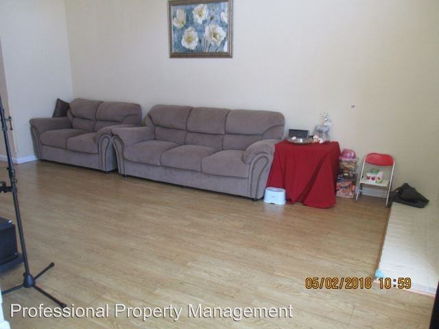 124 Oriole Court - Photo 3 of 11