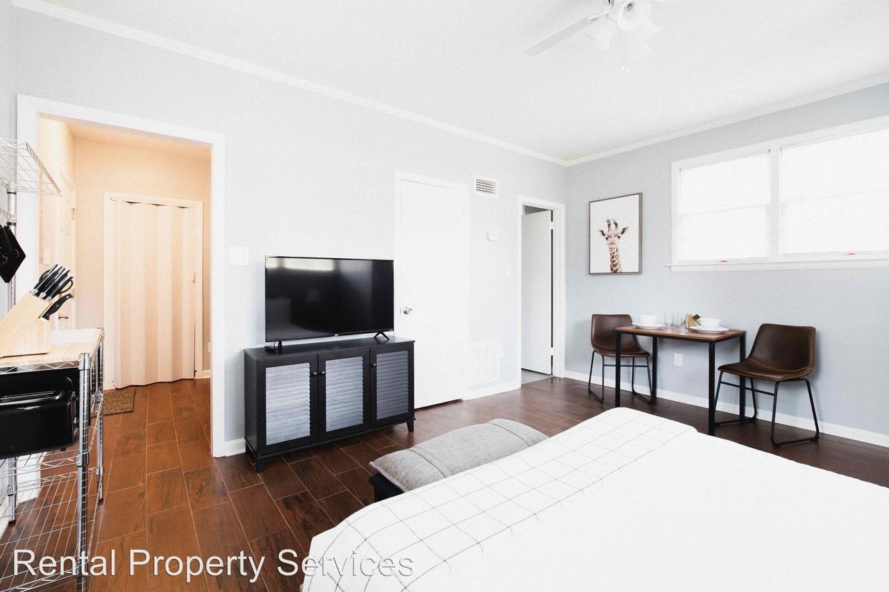 3183 Norman Bridge Rd - Photo 2 of 5