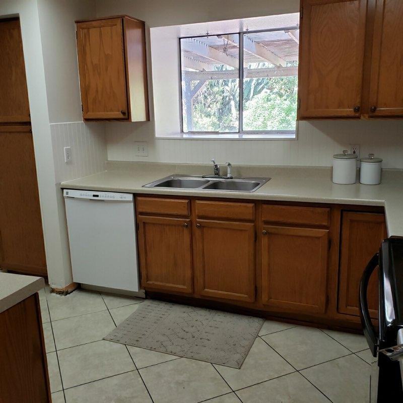 4934 E Hobart St - Photo 2 of 3