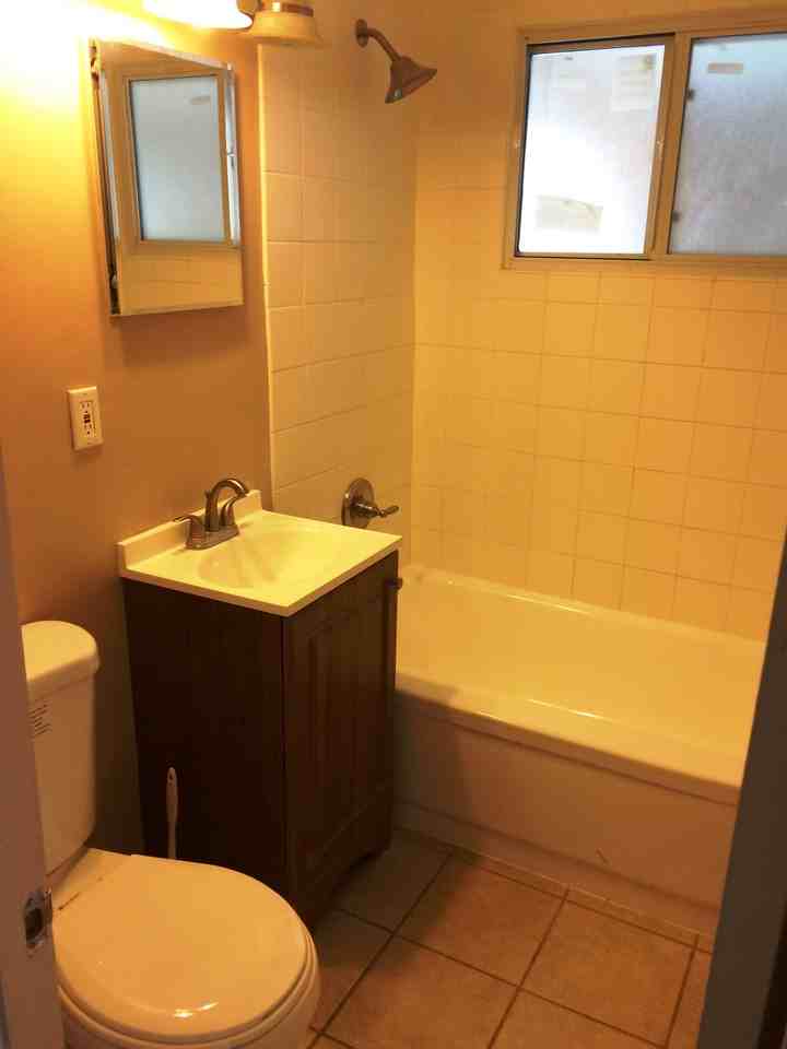 325 60th St Nw - Photo 3 of 10