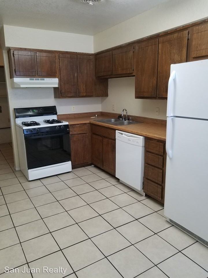 1713 E 21st Street - Photo 2 of 11