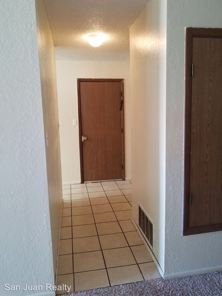 1713 E 21st Street - Photo 3 of 11