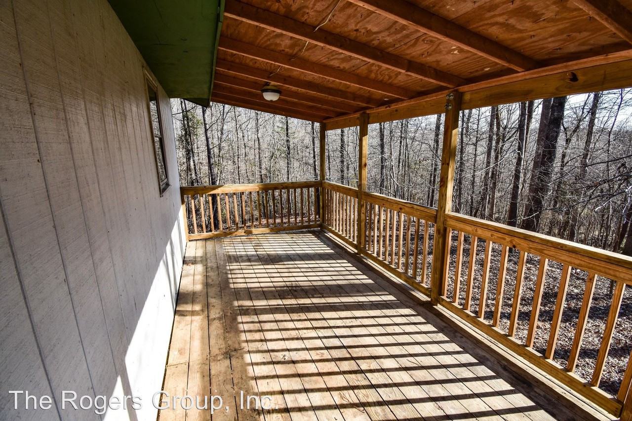 3835 Bridges Rd - Photo 3 of 11