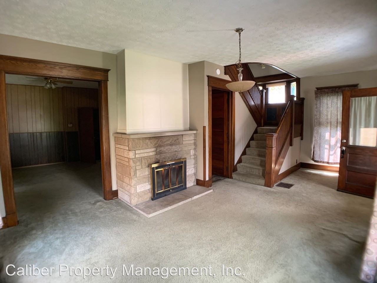 420 W Main St - Photo 3 of 15