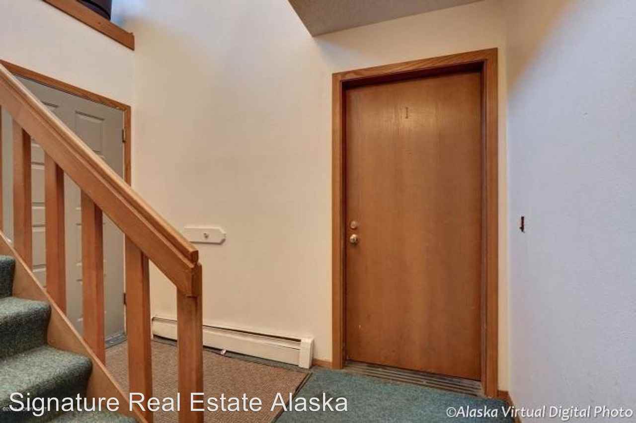 9511 Morningside Loop - Photo 3 of 9