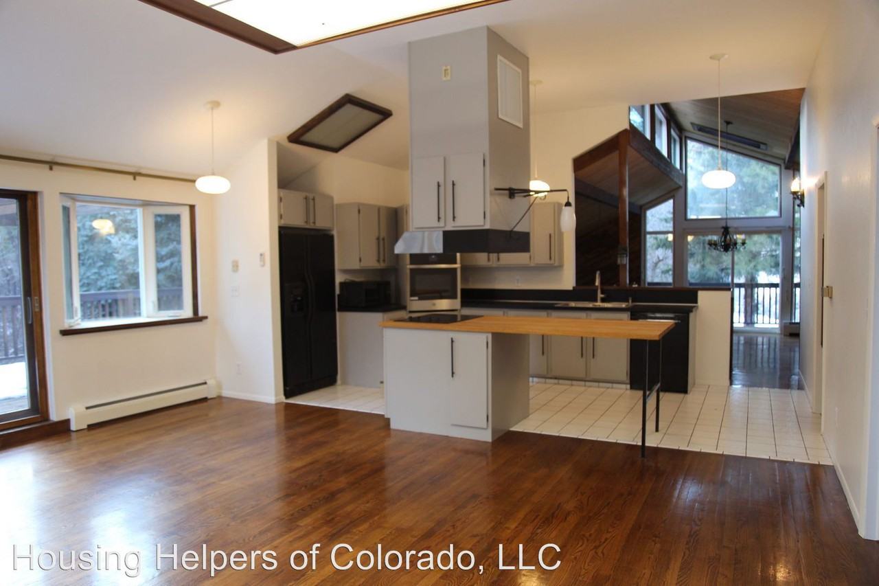 321 Foxtail Court - Photo 2 of 35