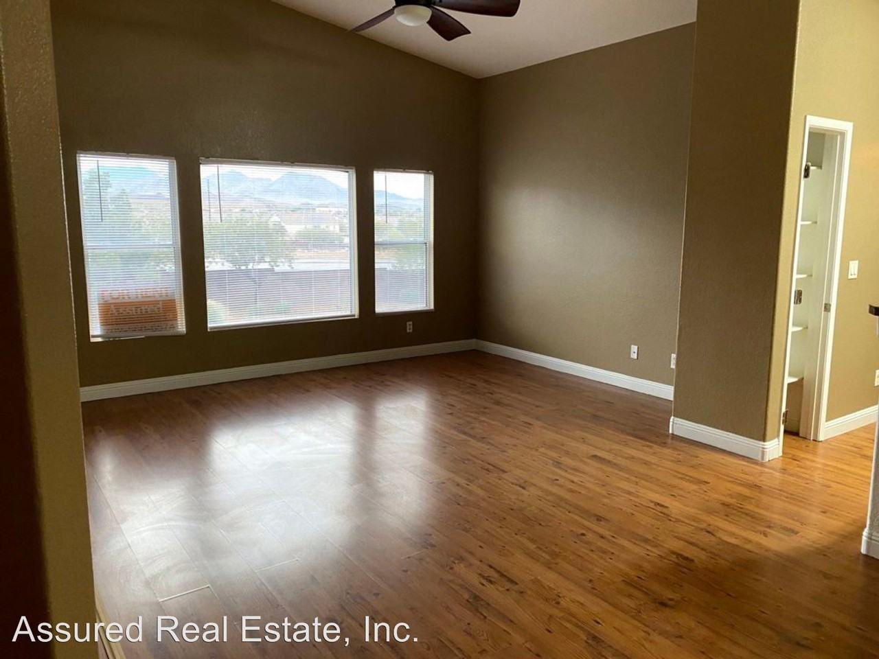 2596 Lazy Saddle Drive - Photo 3 of 9