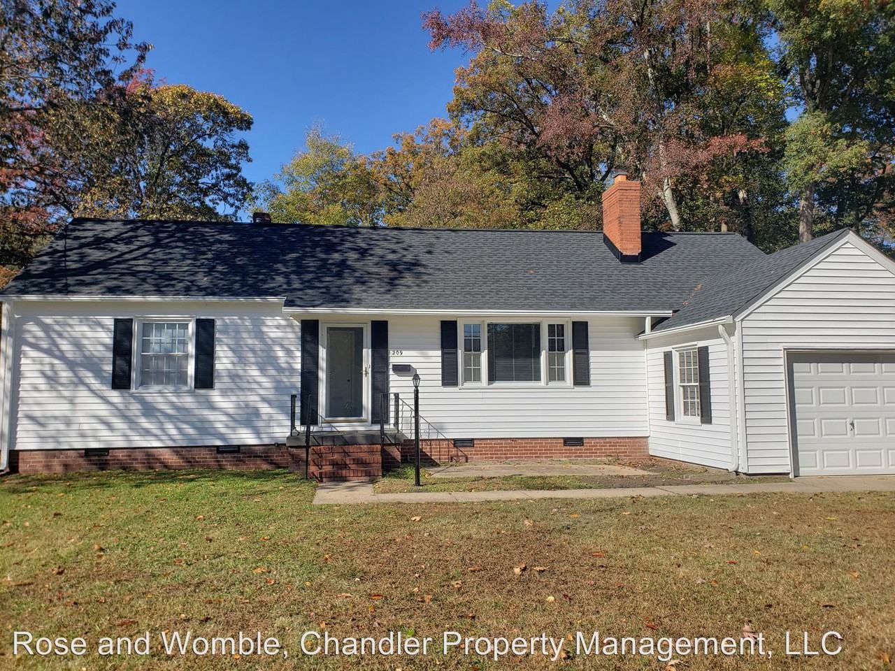 209 Selden Road - Photo 2 of 16