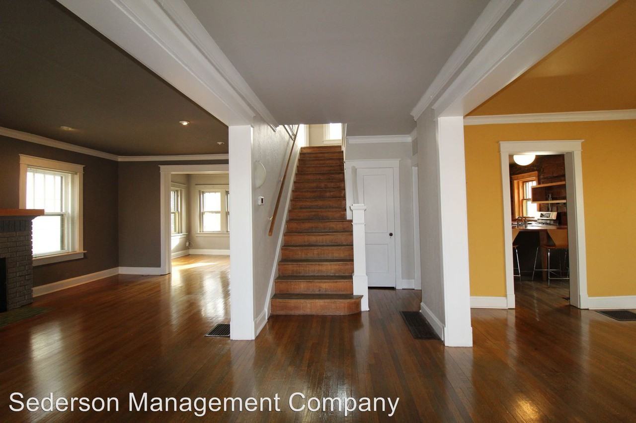 37 W 57th Street - Photo 3 of 22