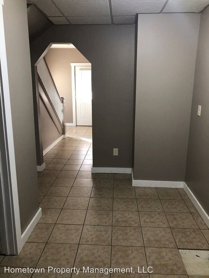 701 31st St - Photo 2 of 13