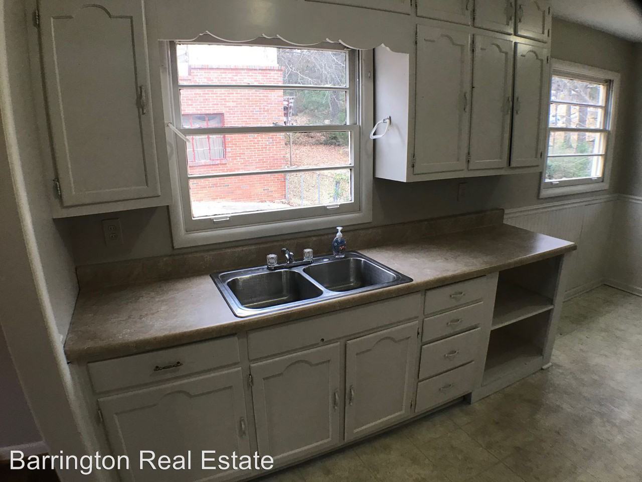 317 Westwood Drive - Photo 3 of 7