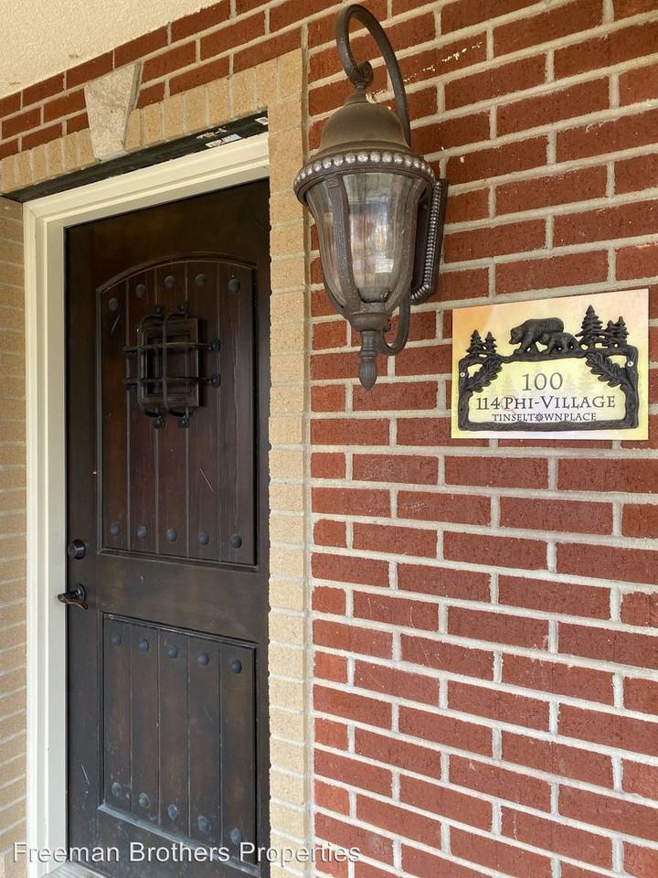 695 Keavy Road - Photo 2 of 22