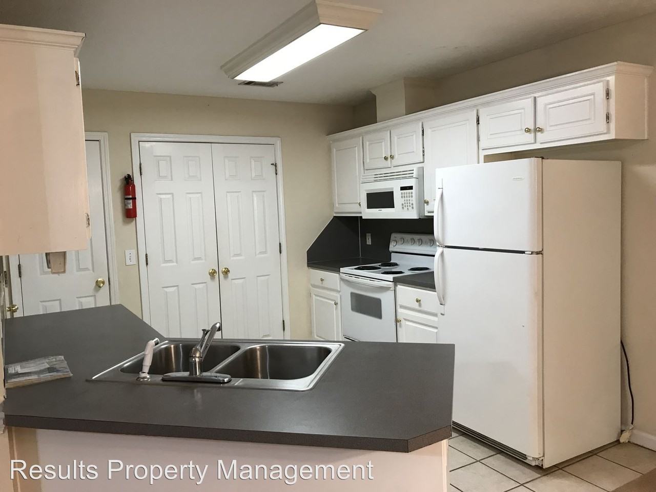 19 Mobley Ct - Photo 2 of 9