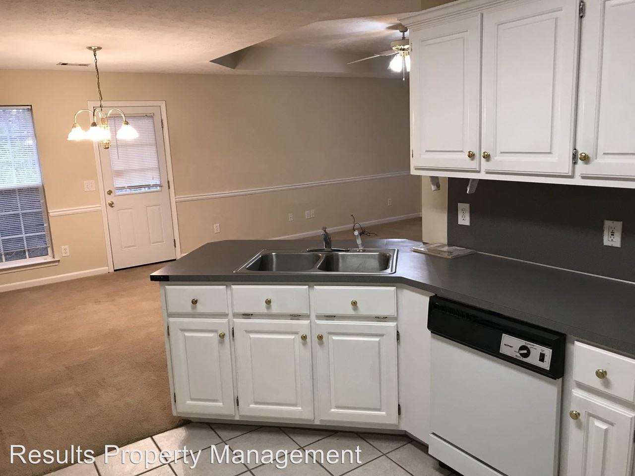 19 Mobley Ct - Photo 3 of 9