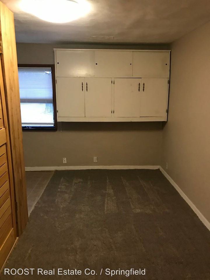 1230 W. Rose Street - Photo 3 of 13