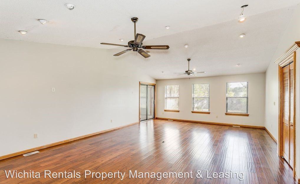 3234 N. Governeour - Photo 3 of 10