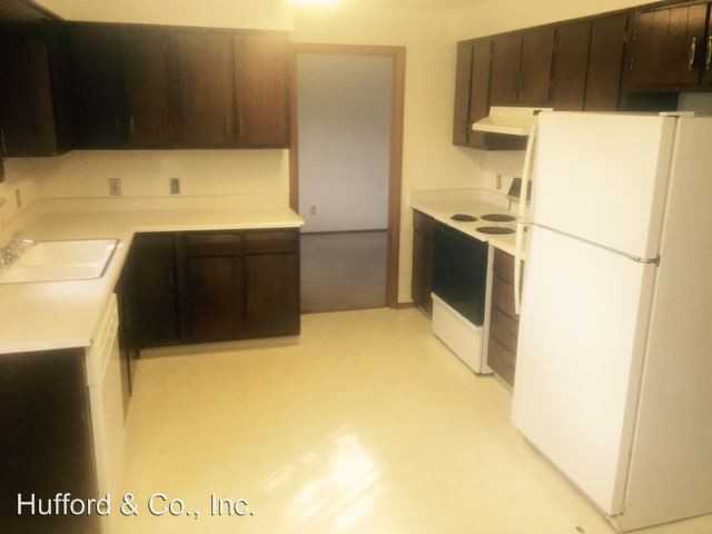 7647 Newman Street - Photo 2 of 11