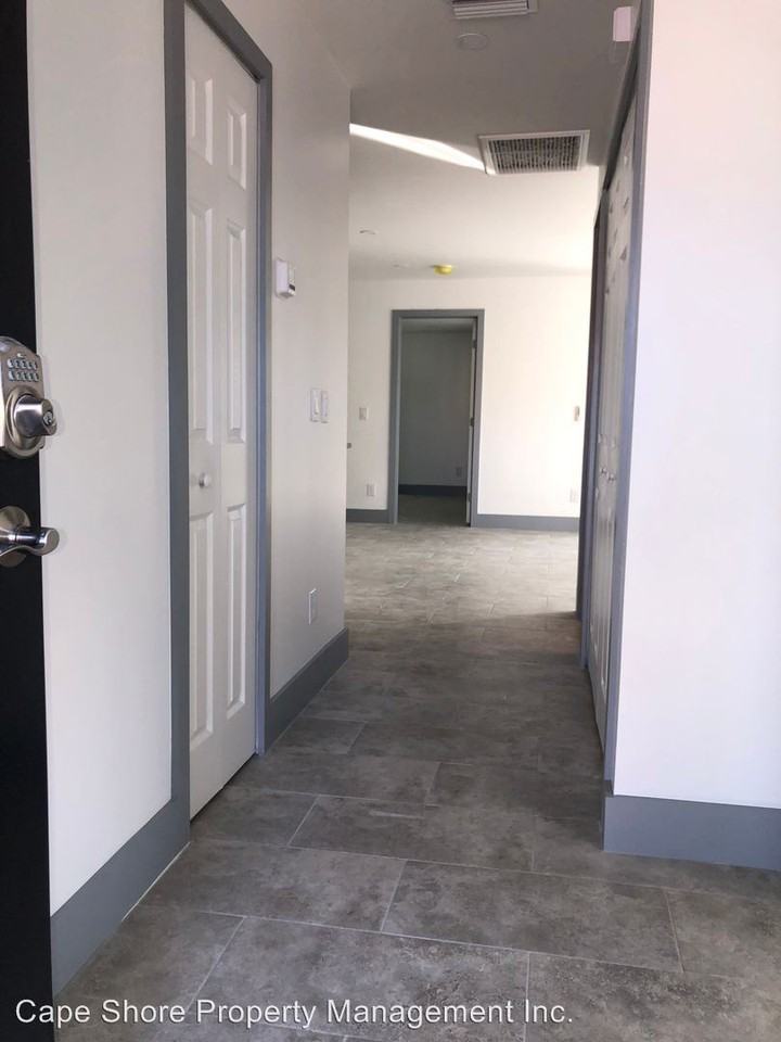 3927 COUNTRY CLUB BLVD   A & B - Photo 3 of 15