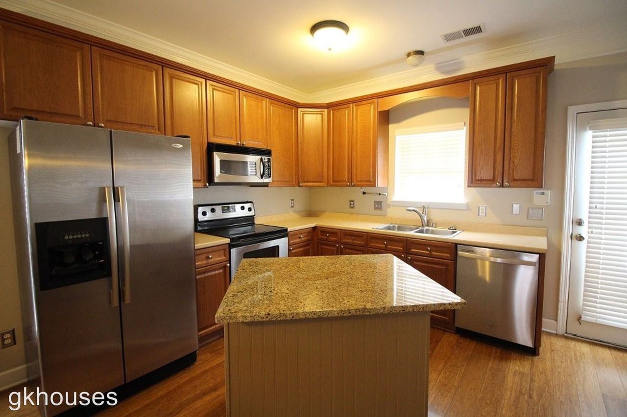 7850 Heaton Way - Photo 2 of 14