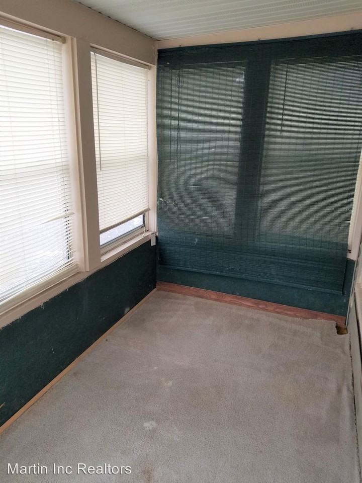 343 Albany St - Photo 2 of 13
