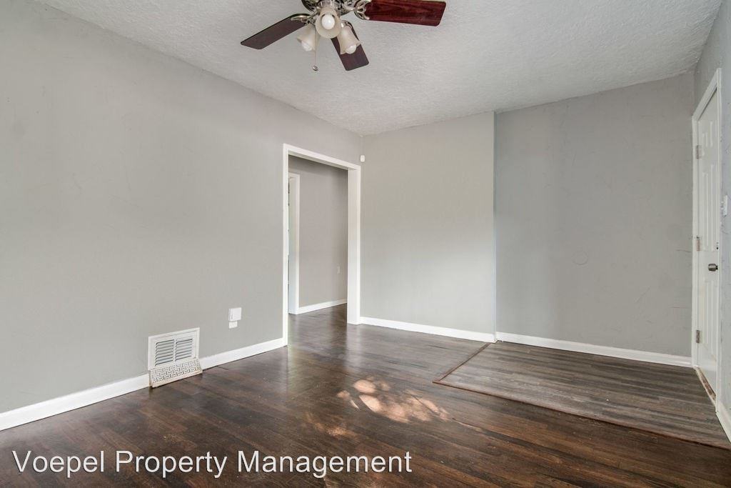 9514 Parkwood Ave. - Photo 3 of 12