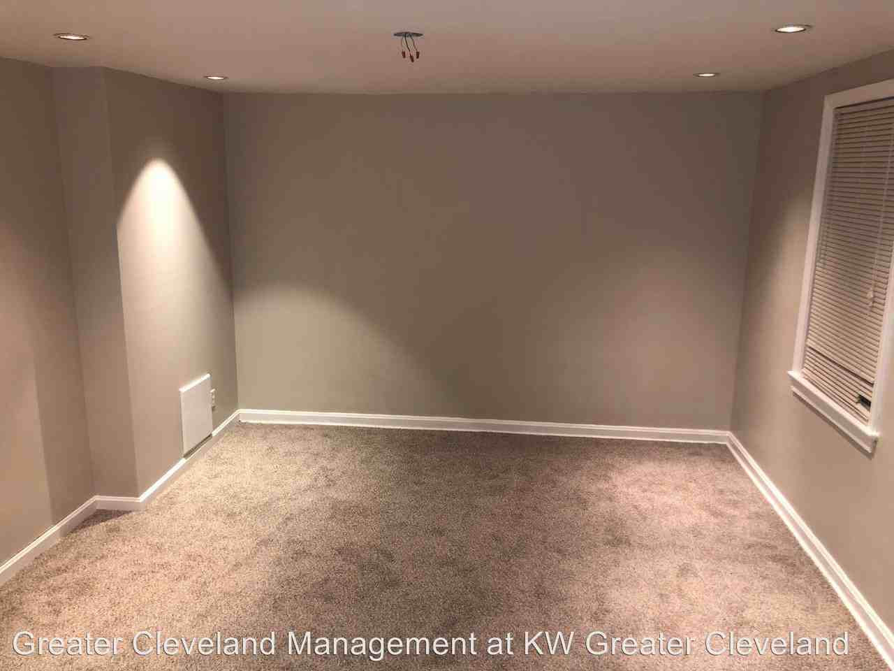 4051 Township Parkway - Photo 3 of 14