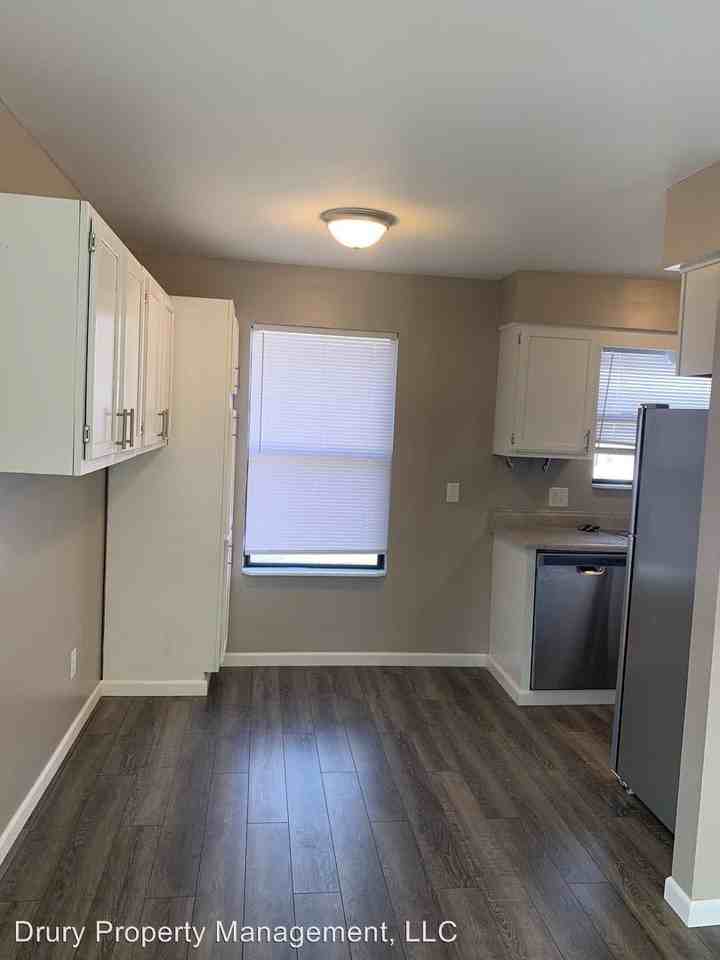 5726 S. Franklin Ave - Photo 3 of 25