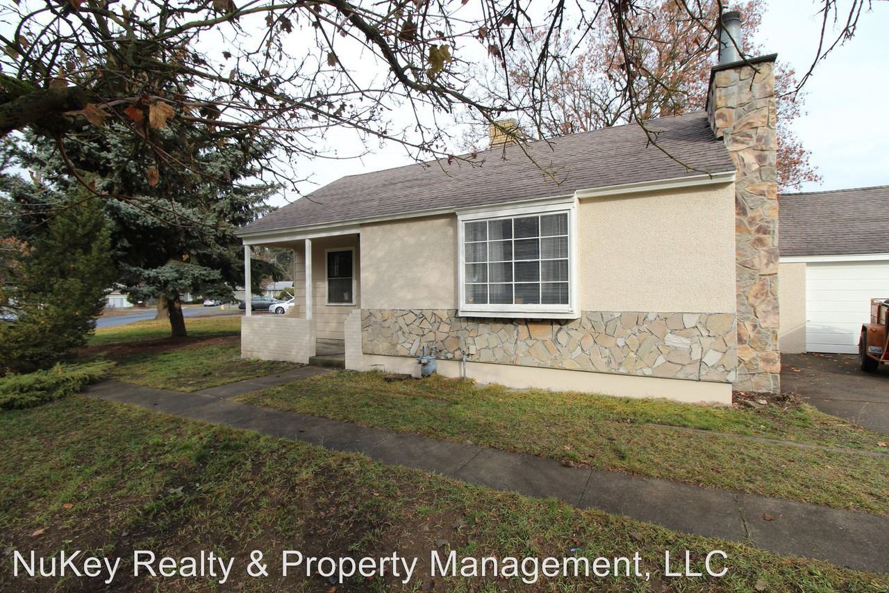 221 E. Nordin Ave. - Photo 2 of 30