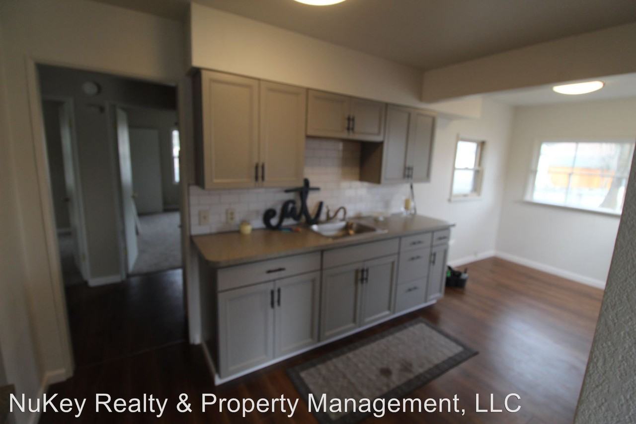221 E. Nordin Ave. - Photo 3 of 30