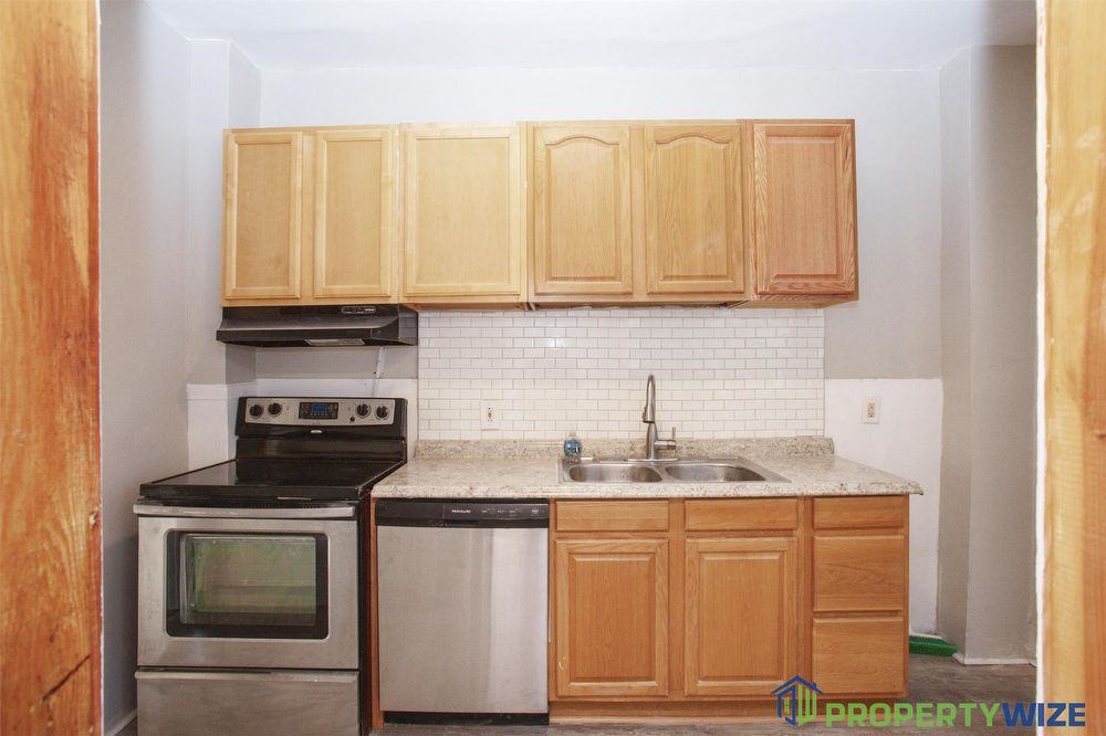 2912 Grantley Avenue - Photo 3 of 25