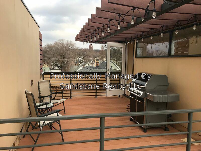 1907 E 119th St - Photo 2 of 15