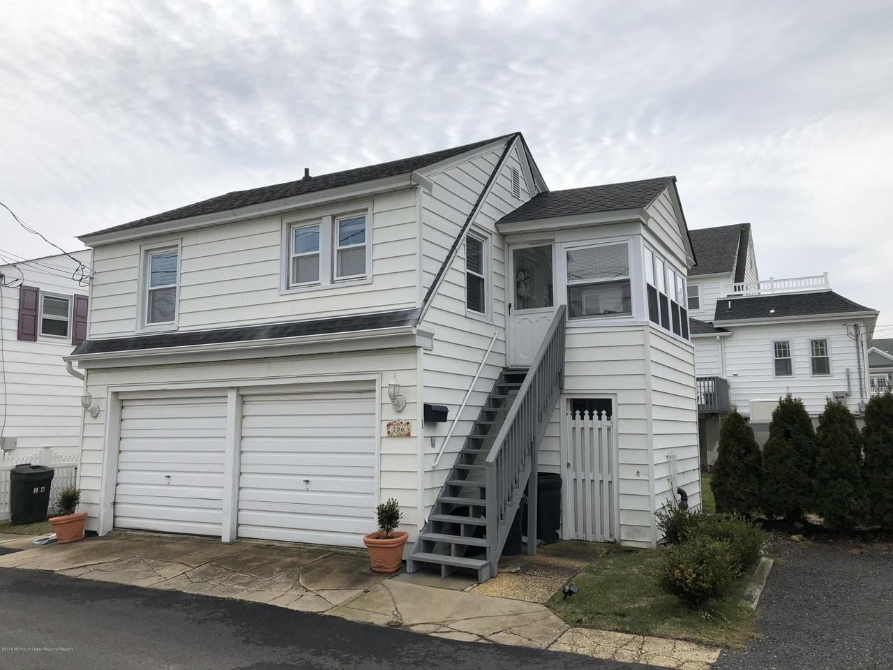 106 Lincoln Lane - Photo 2 of 16