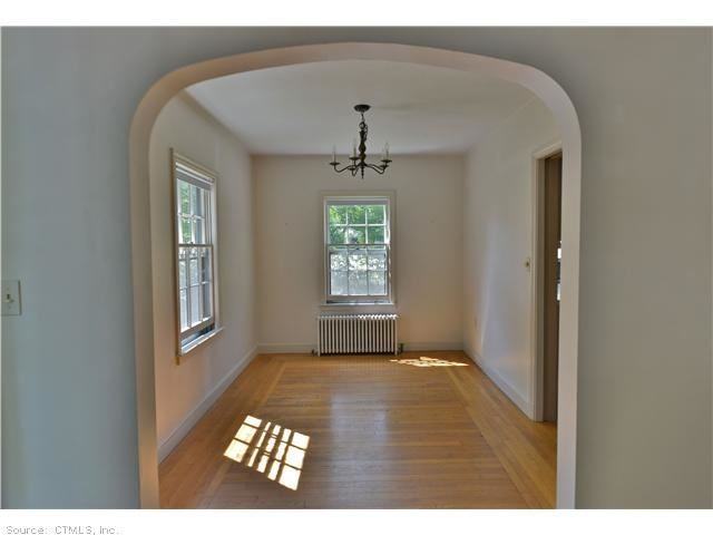 3 Elm St - Photo 3 of 12