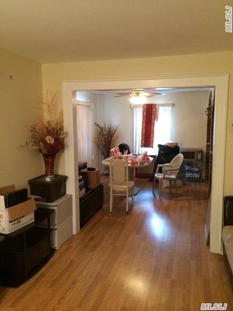 139 Roslyn Rd - Photo 3 of 10