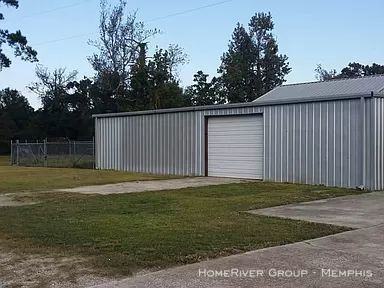 8760 Old Highway 90 - Photo 2 of 8