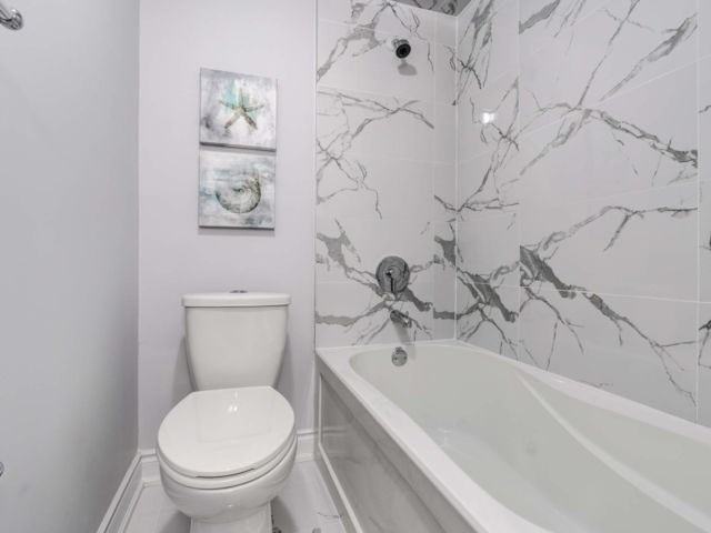 33 Montjoy Crescent - Photo 3 of 11
