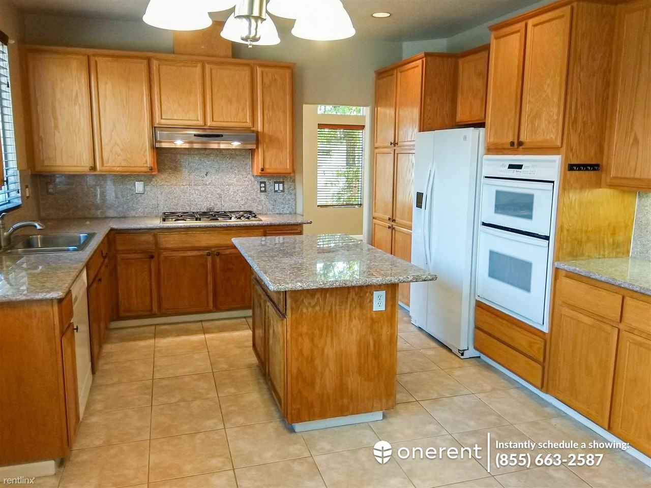 2117 Spruce Way - Photo 2 of 10